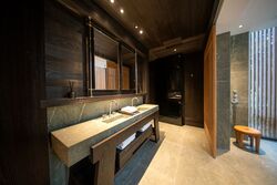 21 Anderson (D10), Condominium #517452741